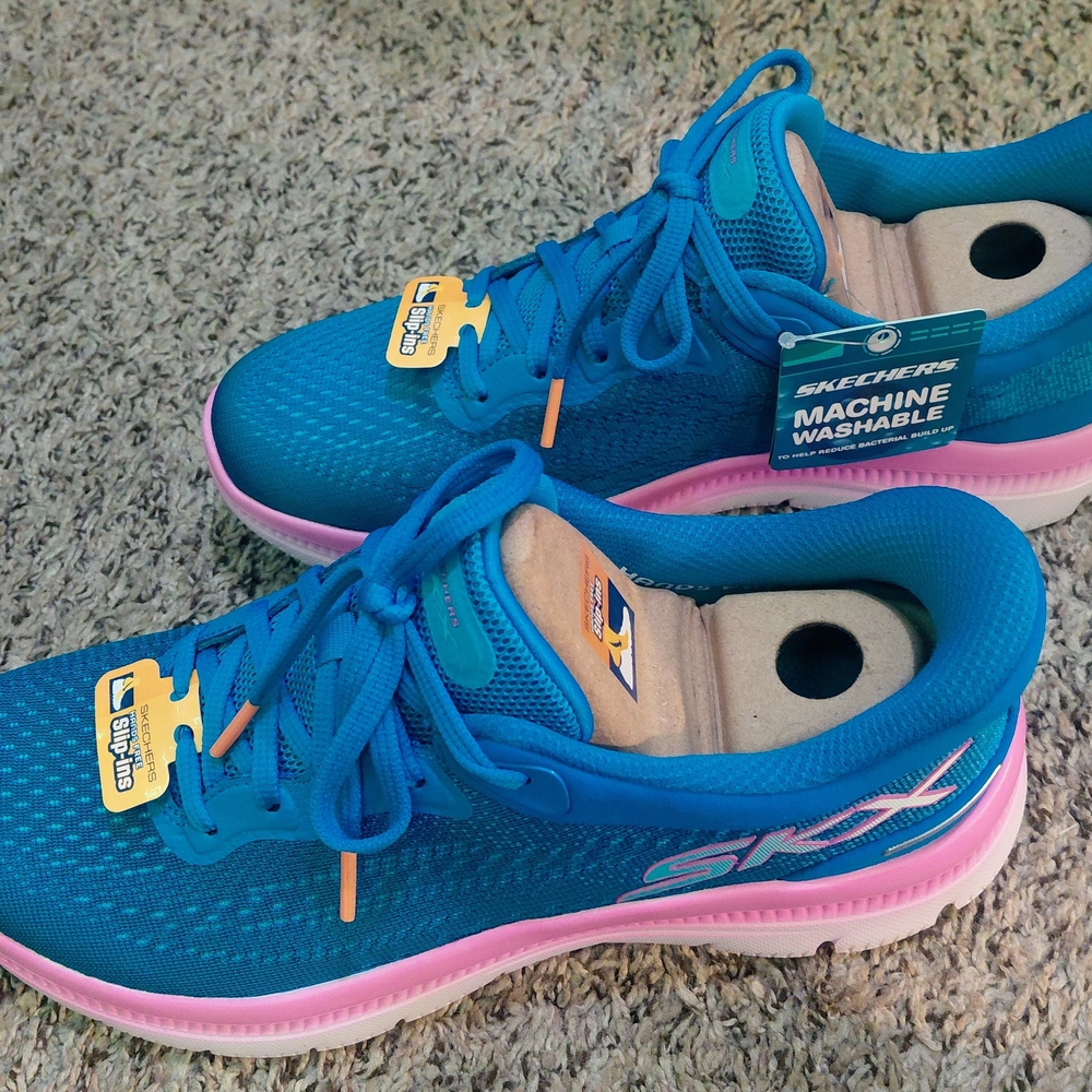 Skechers Women's Teal and Pink Sneakers